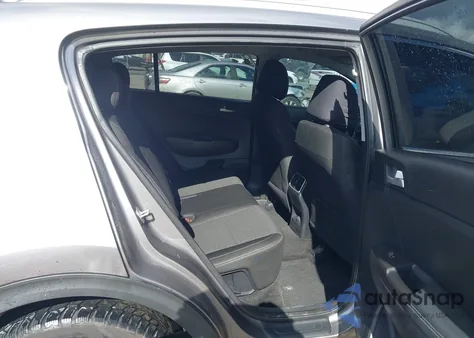 2017 Kia Sportage Lx z USA, uszkodzony, nr VIN KNDPMCAC4H7289223